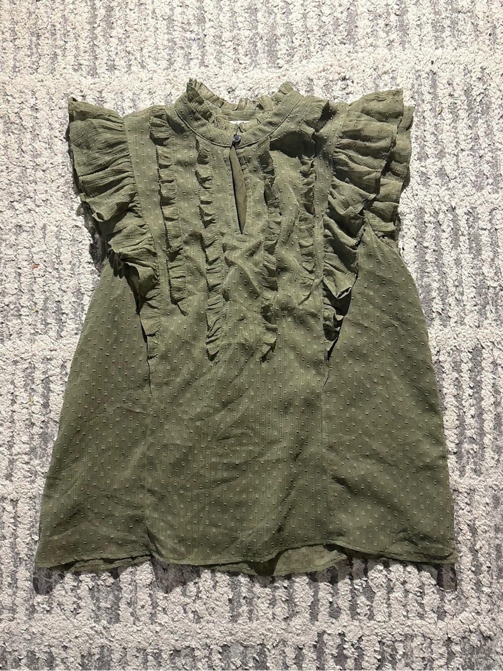 Loft Ann Taylor green dot ruffle top blouse shirt size M
